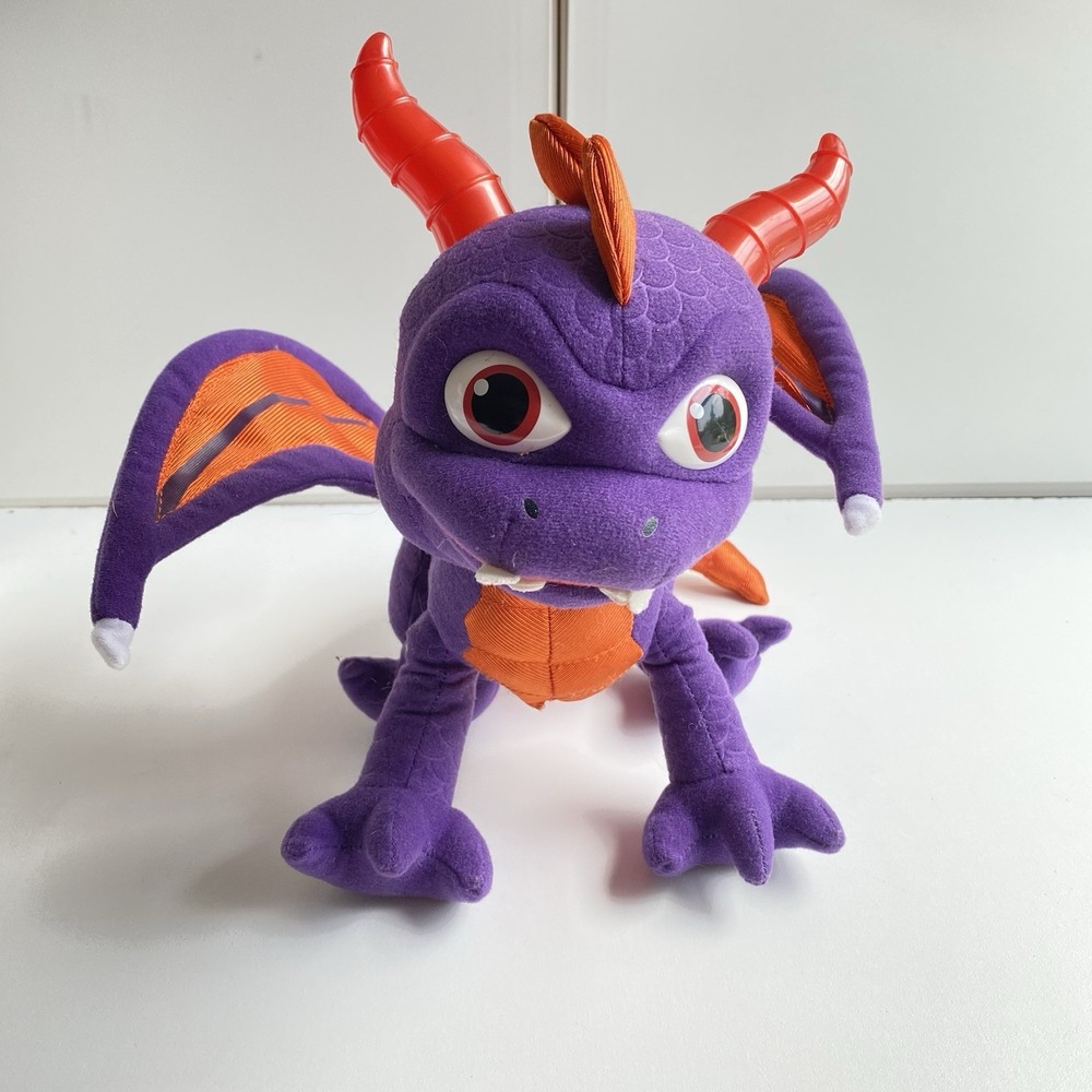 Spyro The Purple Dragon Talking Plush Stuffed Animal Light Up 2012 *READ‎ FLAWS*